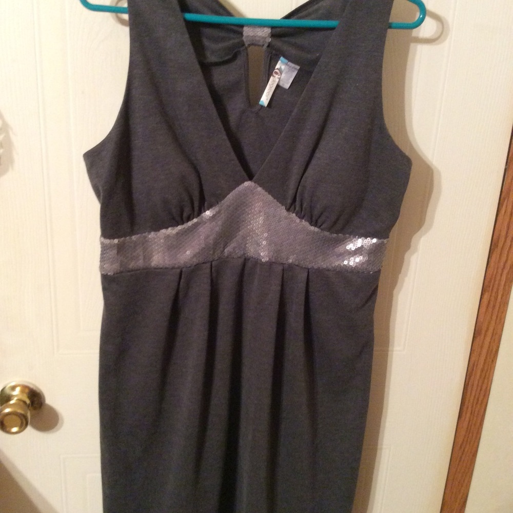 6 Degrees xlarge dress